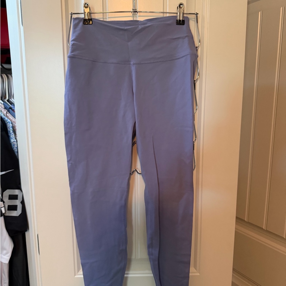 ALO Yoga Light Purple Leggings